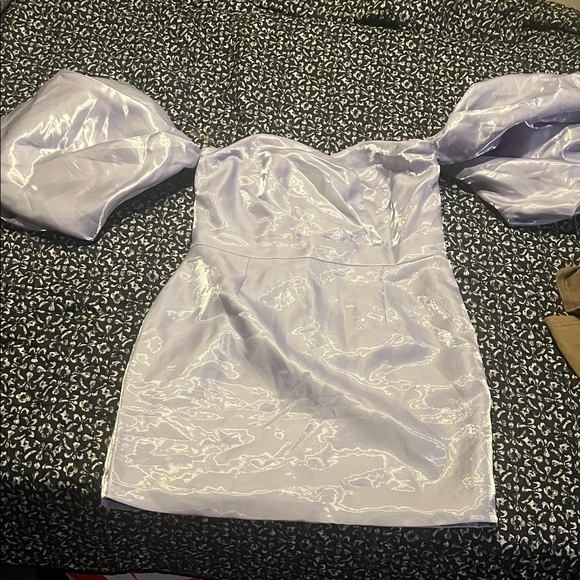 Dress - Picture 2 of 4